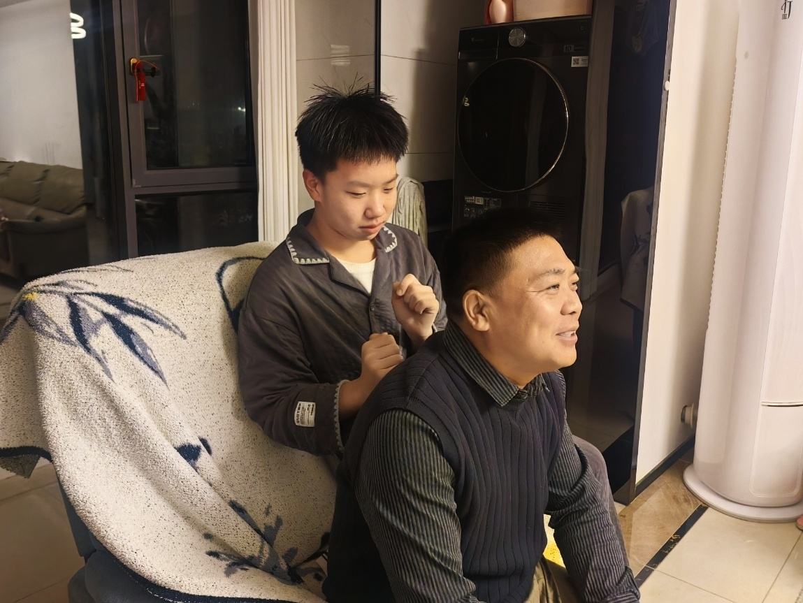 202510/29/0850060_66.jpg a655be3ed74b4831b06589f64b27b1d.jpg